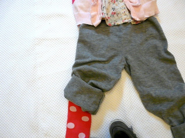 BABY GAP POLKA DOTS cardigan