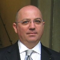 Condè Nast chiude Vogue Spiros Stella