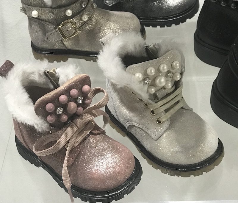 MIcam e scarpe Walkey