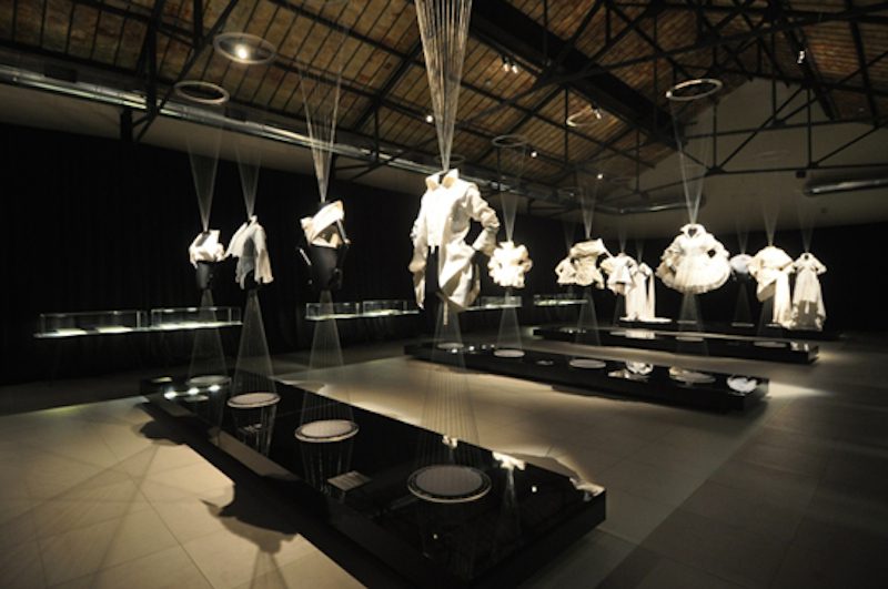 la camicia bianca ferrè