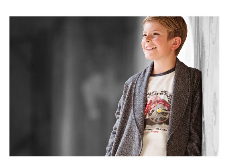 outfit mamma e bambini per il week pigiama e giacca da camera sottocoperta