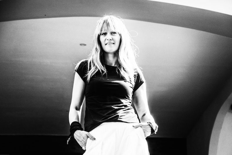 Bianco e nero per la donna