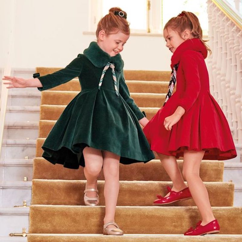 le scarpe per i bambini per le feste principesse a casa
